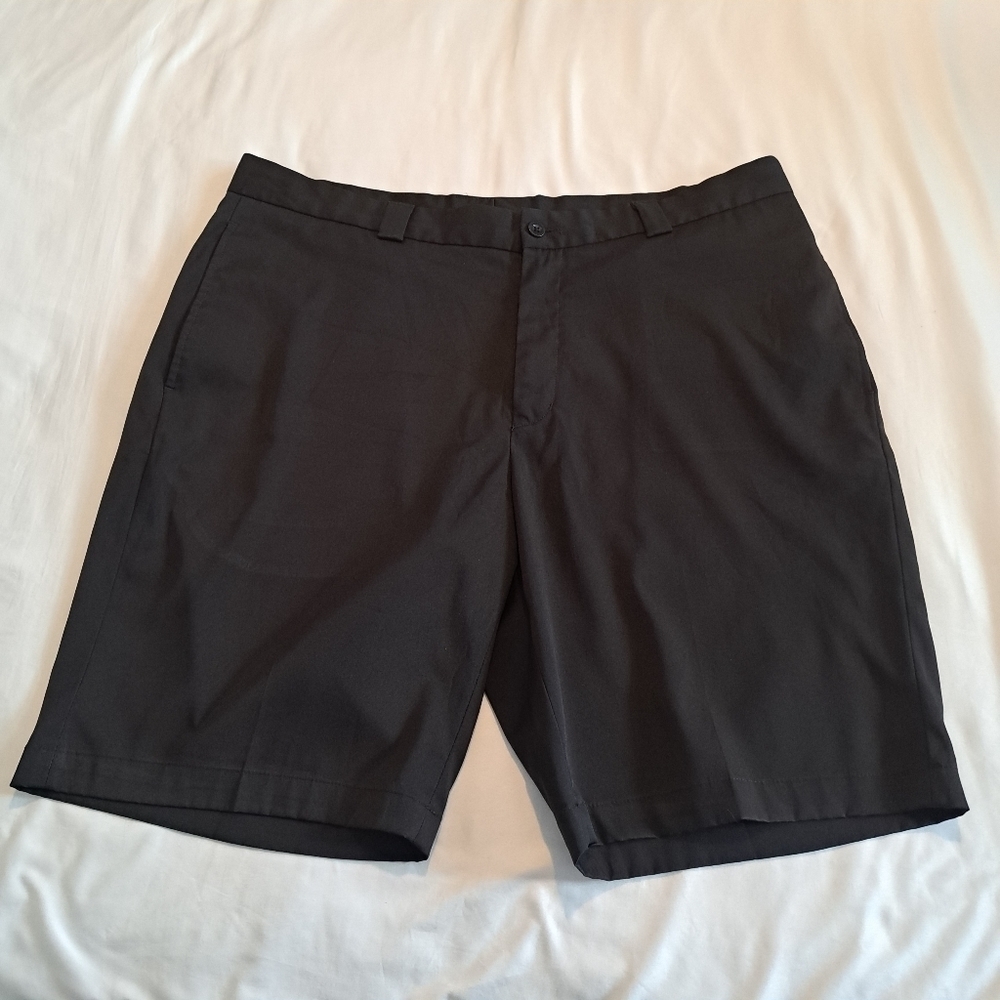 Slazenger mens size 38 black golf shorts